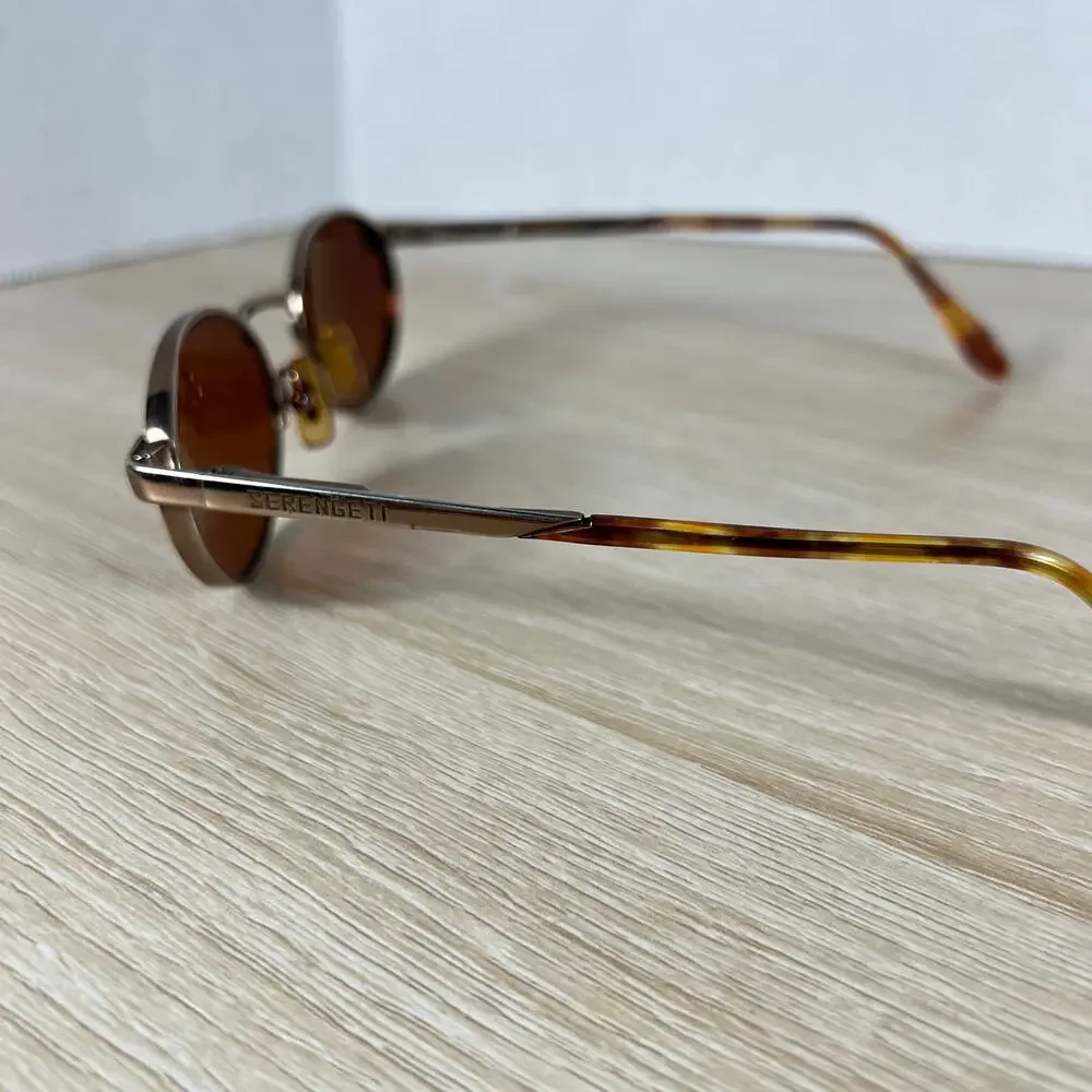 Vintage Serengeti 6412 Sunglasses Red Tinted Lenses Japan Oval Metal
